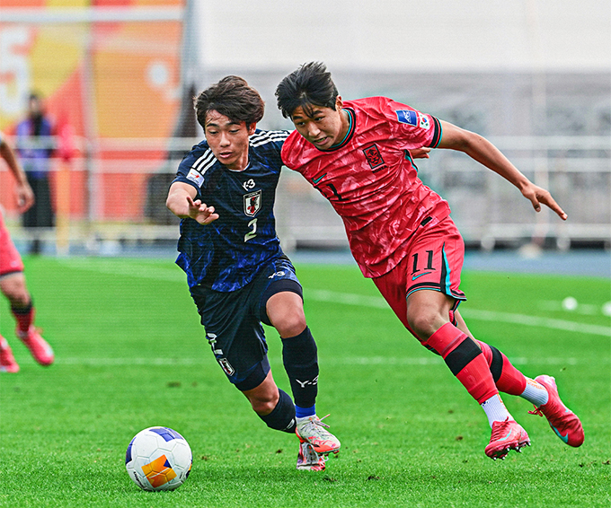 Nhật Bản và Hàn Quốc giành vé vào tứ kết