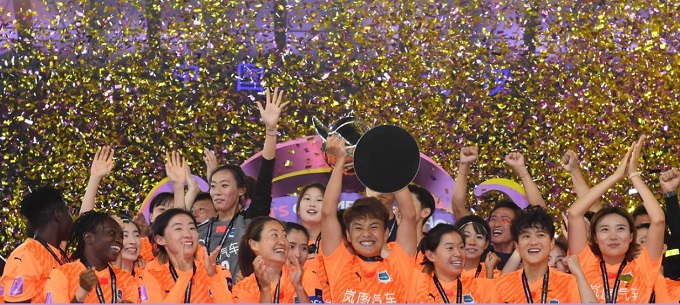 Wuhan Jiangda giành chức vô địch