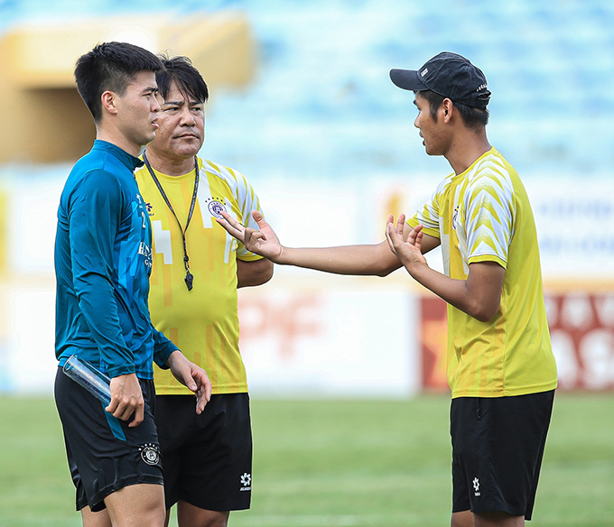 CLB Hà Nội chuẩn bị cho trận đấu với Thể Công Viettel - Ảnh: Hà Nội FC